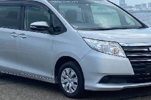 2016 Toyota Noah