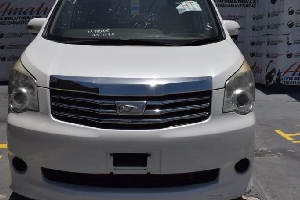 2012 TOYOTA NOAH